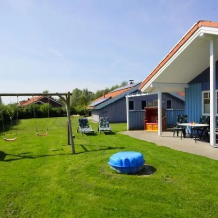 Feriehus 6 Personen Familienferienhaus Mit Sauna, Whirlpool Zwei Toiletten Und Kaminofen In Otterndorf