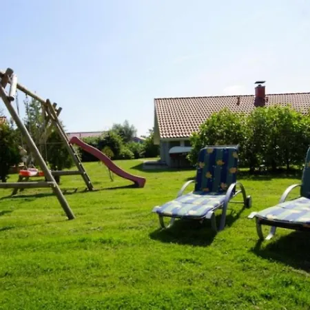6 Personen Familienferienhaus Mit Sauna, Whirlpool Zwei Toiletten Und Kaminofen In * Otterndorf