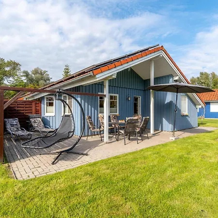 Holiday home 6 Personen Familienferienhaus Mit Sauna, Whirlpool Zwei Toiletten Und Kaminofen In Otterndorf
