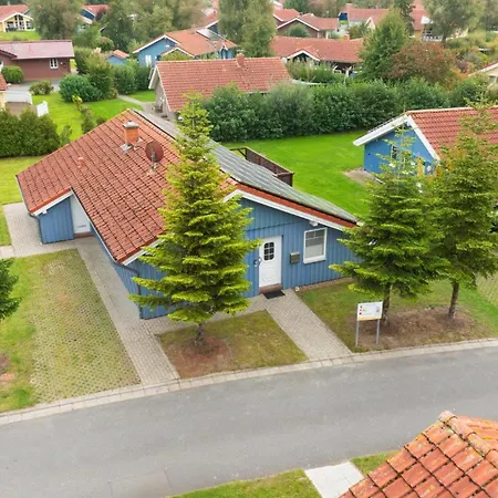 6 Personen Familienferienhaus Mit Sauna, Whirlpool Zwei Toiletten Und Kaminofen In Otterndorf