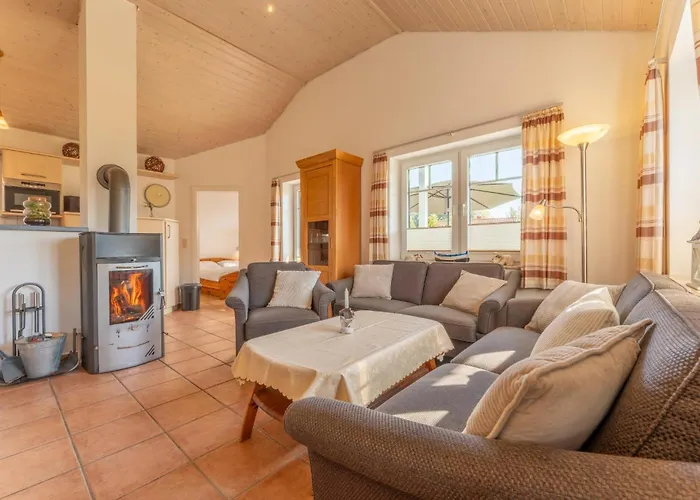Дом отдыха 6 Personen Familienferienhaus Mit Sauna, Whirlpool Zwei Toiletten Und Kaminofen In *