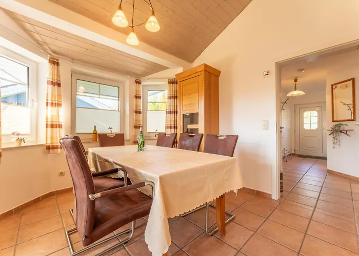 Дом отдыха 6 Personen Familienferienhaus Mit Sauna, Whirlpool Zwei Toiletten Und Kaminofen In Оттерндорф